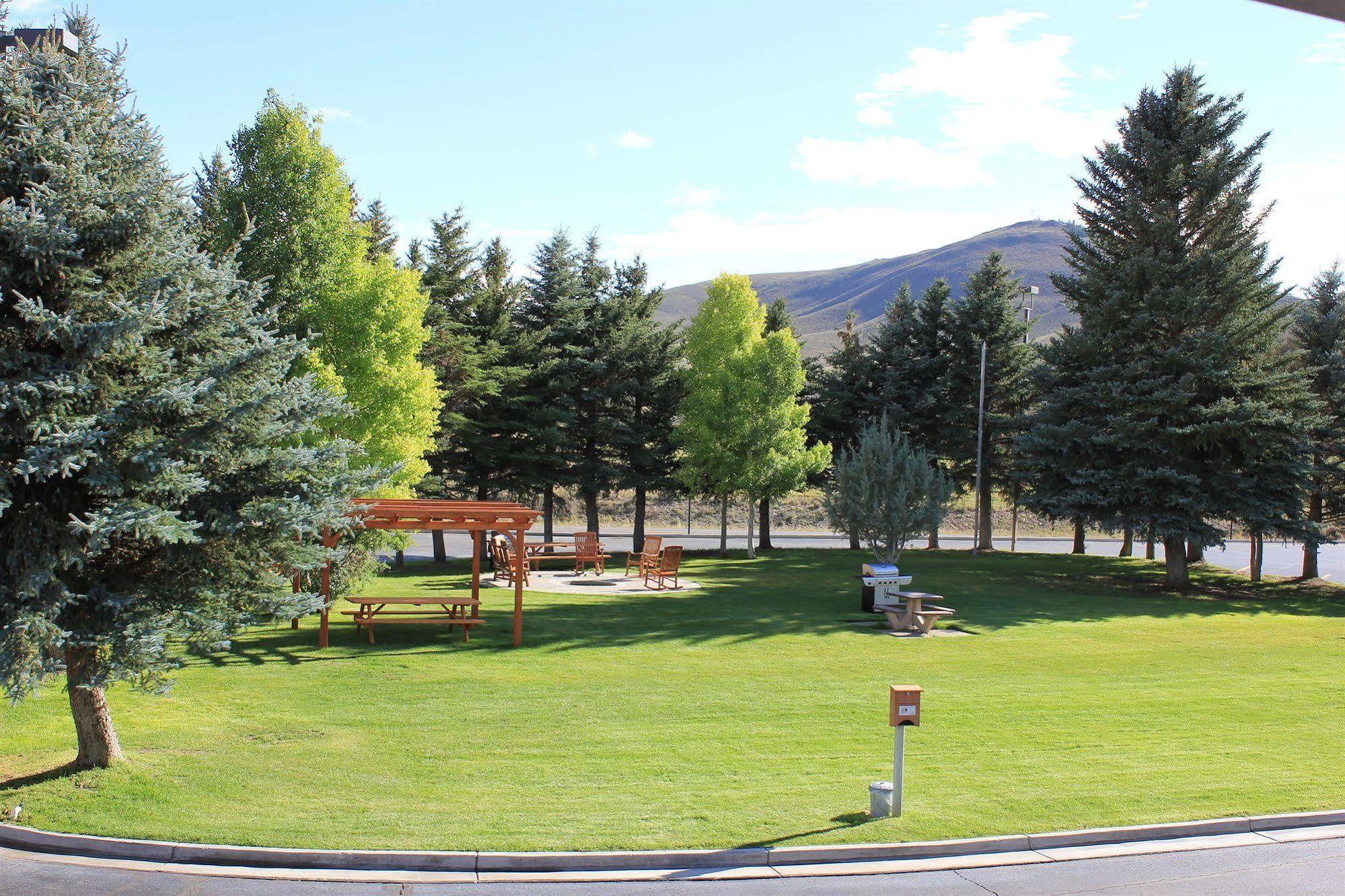 The Inn At Tomichi Village Gunnison Buitenkant foto